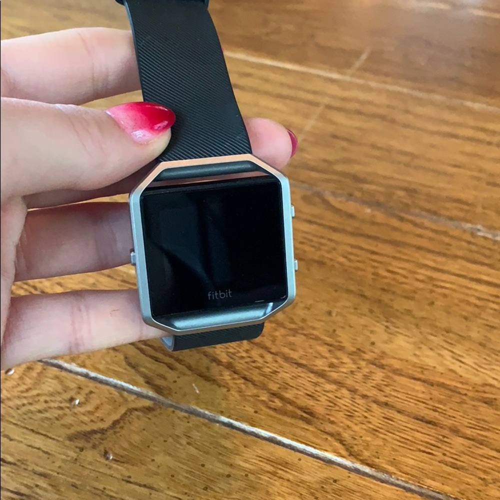 Small Fitbit Blaze - Picture 2 of 8